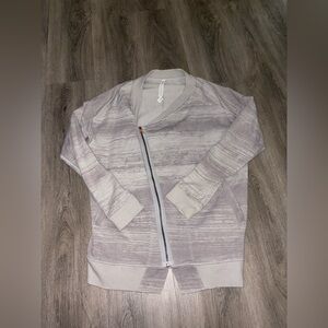 Lululemon | Grey Printed Side Zip Jacket